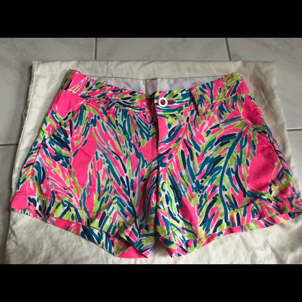 Lilly Pulitzer Callahan Shorts size 2